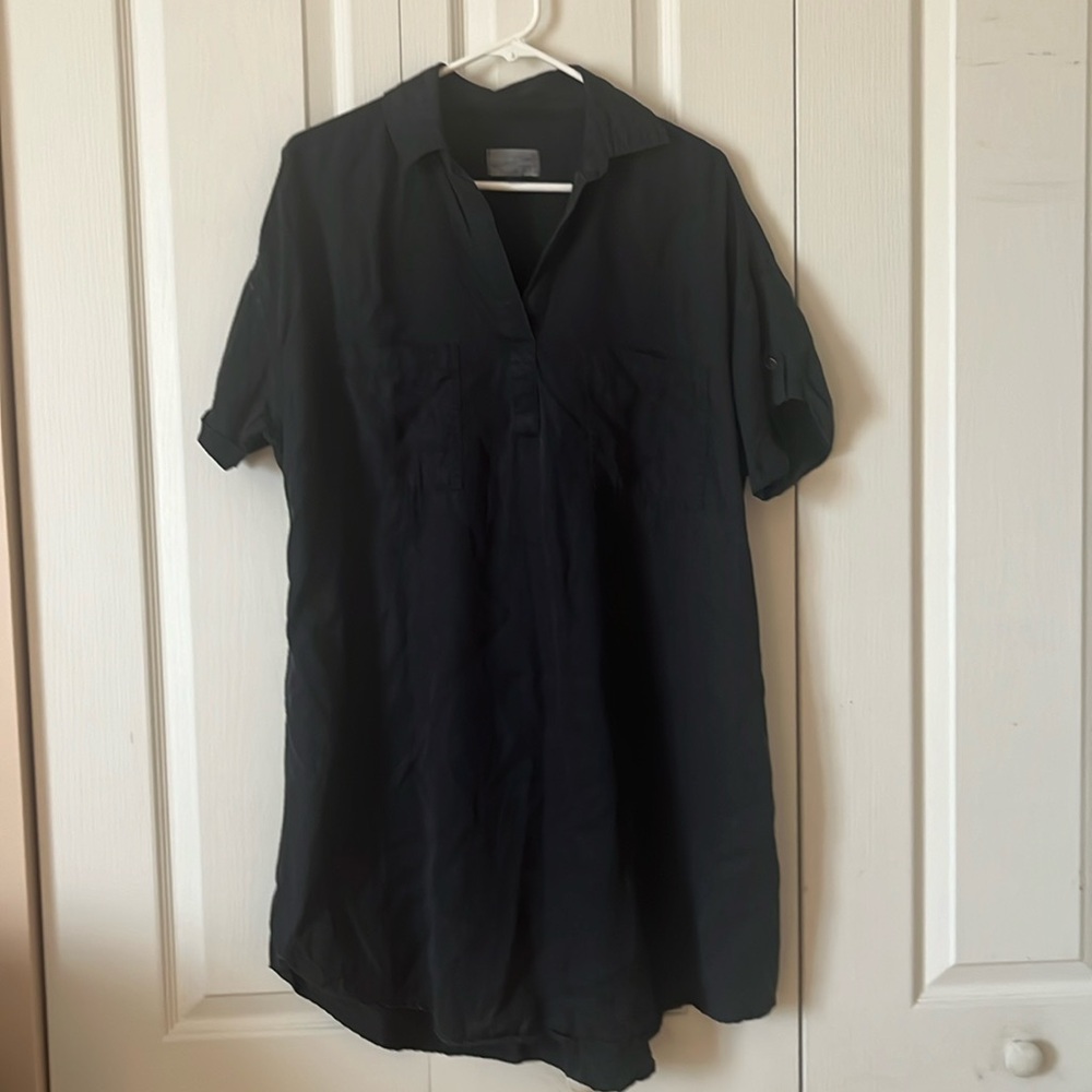 Black short sleeve tunic top